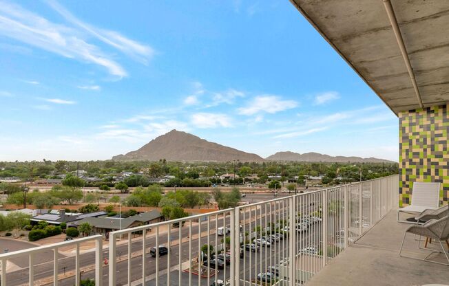 2 beds, 3 baths, $6,495