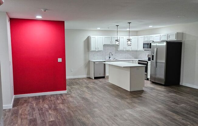 2 beds, 2 baths, 1,353 sqft, $1,300, Unit Apt 223 H