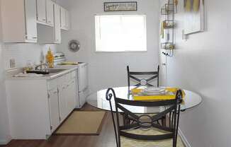 Nantucket Gardens in Ferguson, MO