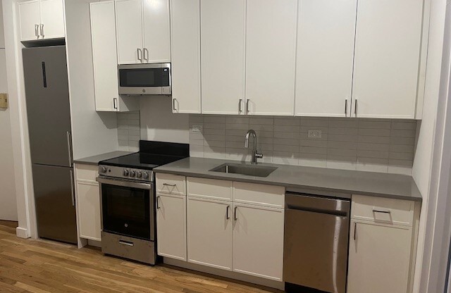 1 bed, 1 bath, $4,443, Unit 4