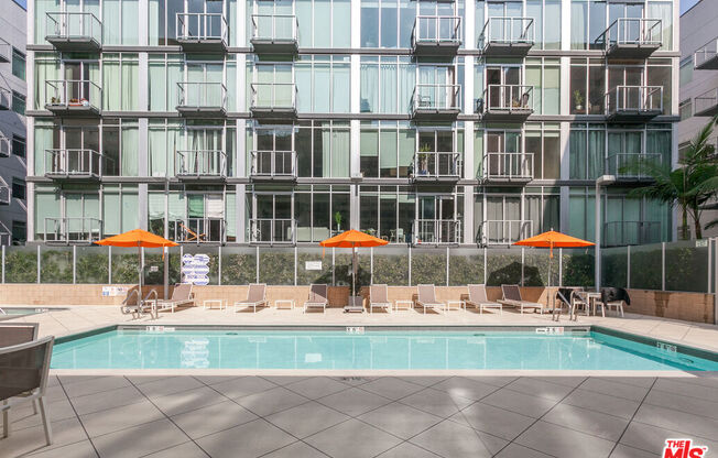 1 bed, 1 bath, 820 sqft, $2,950, Unit 731