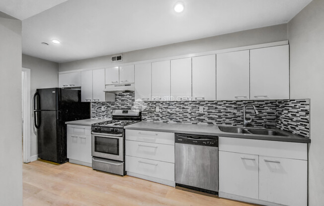 1110 S VAN NESS AVE
