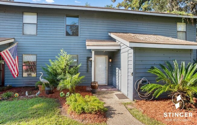 5 BATTERY LN
