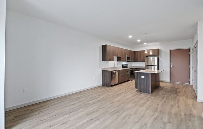 1 bed, 1 bath, 1,015 sqft, $1,995, Unit 410