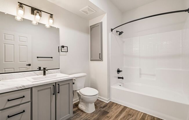 2 beds, 2 baths, 1,100 sqft, $1,925, Unit 253