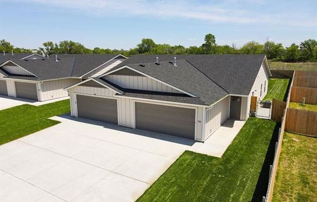 512-514 W. 50th Ct. S.