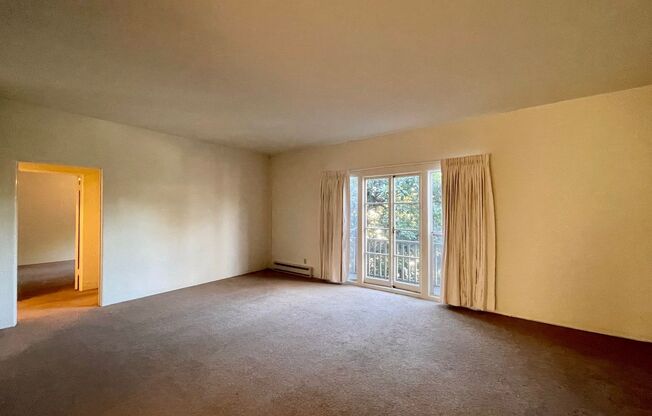 1 bed, 1 bath, 737 sqft, $1,695, Unit 20