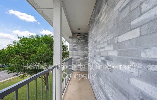 518 DUKEWAY DR