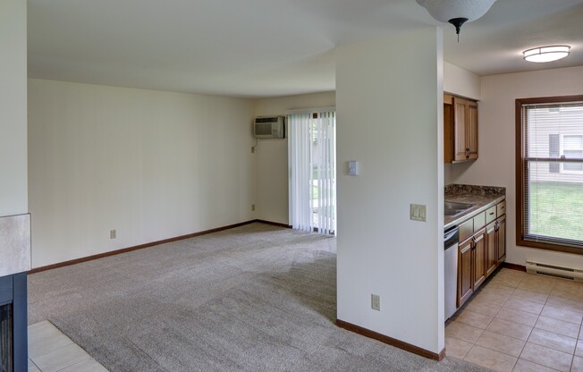 2 beds, 1 bath, $1,695