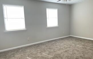 Spacious 2 Bedroom/2 Bath Townhome