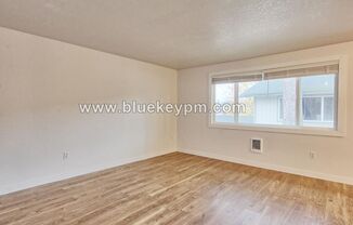 2 beds, 1 bath, $1,495, Unit APARTMENT # 3