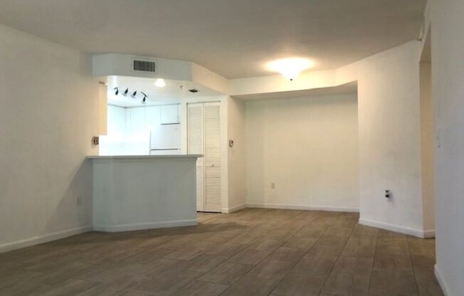 2 beds, 2 baths, $1,950