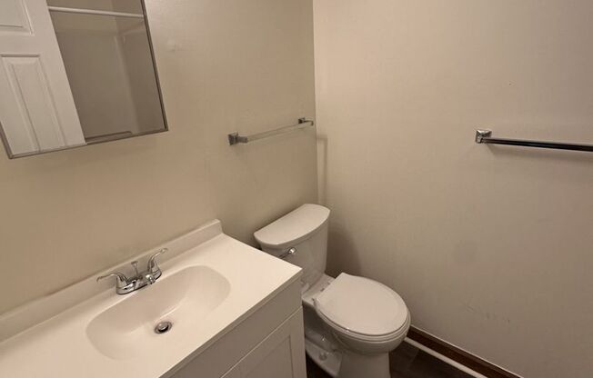 1 bed, 1 bath, $995