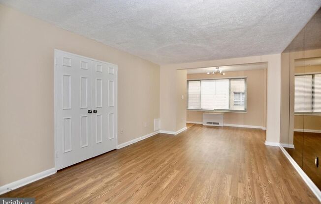 Available for immediate move-in.