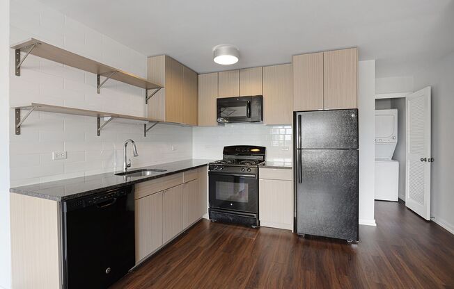 2 beds, 1 bath, 638 sqft, $2,495, Unit 508