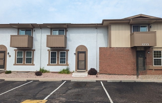 1233 WILLOW BND CIR