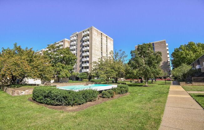 2 beds, 1 bath, $2,499, Unit Unit 414N