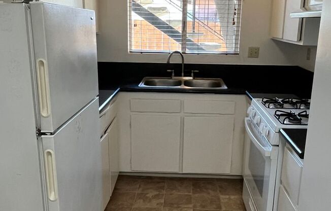 1 bed, 1 bath, $1,795, Unit 04