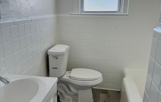 Studio, 1 bath, 500 sqft, $900