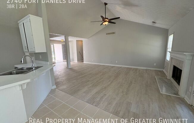 2740 FT DANIELS DR