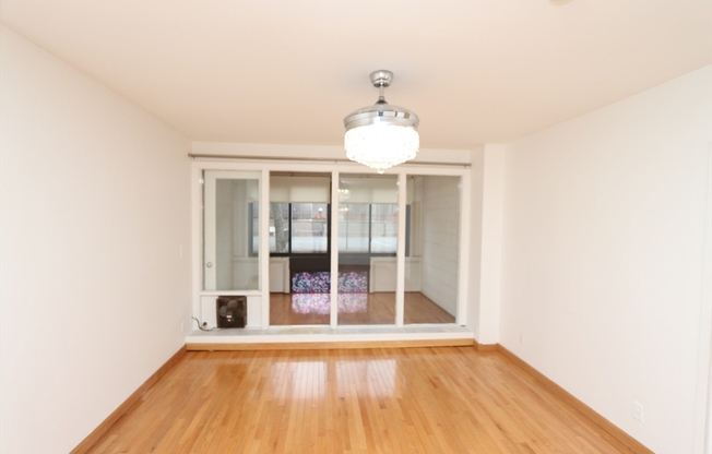 24 JUNIPER ST