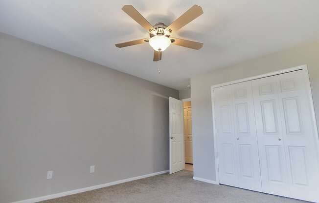 Ceiling Fan In Living Room at The Reserves at 1150 Apartments, Integrity Realty LLC, Ohio, 44134