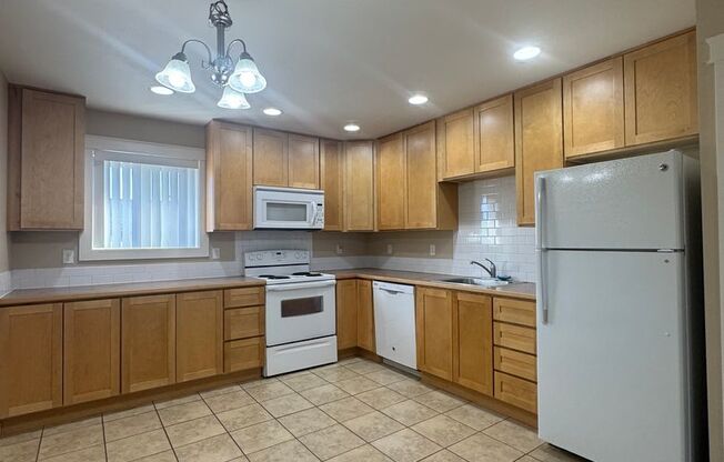 Cambridge Place I - 2235