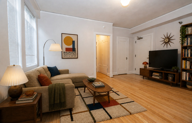 1 bed, 1 bath, 650 sqft, $1,250, Unit 101