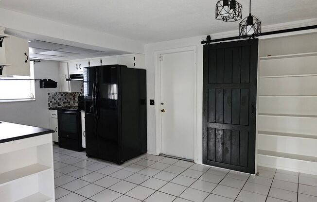 2 beds, 2 baths, $1,425