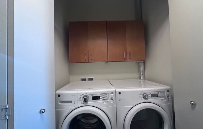 2 beds, 1.5 baths, 920 sqft, $1,700, Unit 89355-08