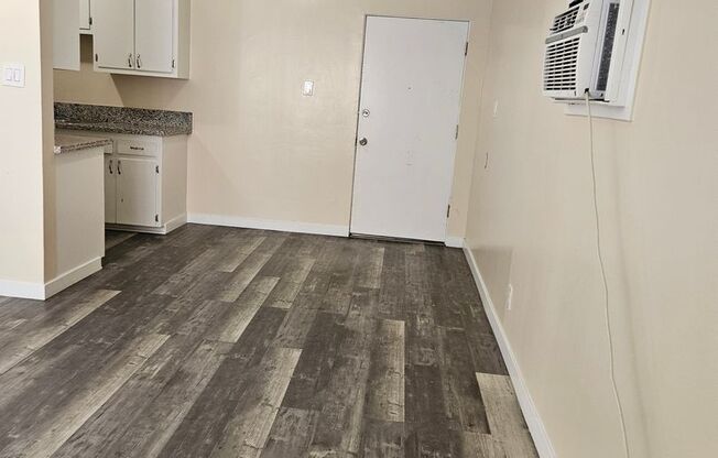 1 bed, 1 bath, $1,850, Unit 4941-03