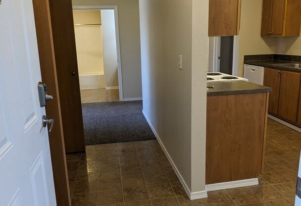 3 beds, 2 baths, 1,180 sqft, $1,695, Unit B303