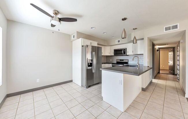 REMODELED 2 bed 2 bath Condo In Fountain Hills