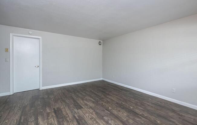 1 bed, 1 bath, 628 sqft, $877