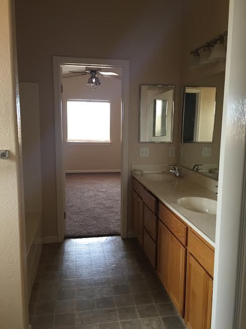 3 beds, 2 baths, $1,885