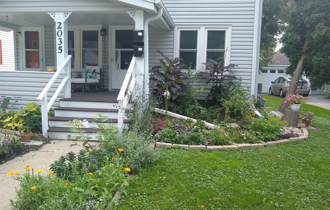 2035 East Dayton Street
