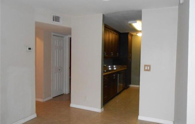 2 beds, 2 baths, $2,100