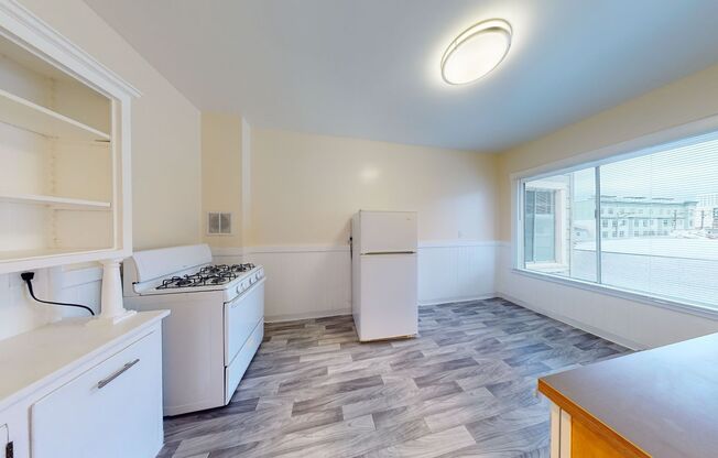 Studio, 1 bath, 401 sqft, $1,450, Unit 20