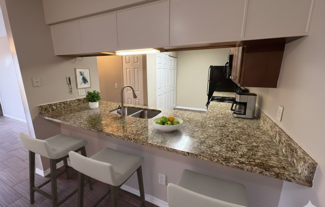 THE CASSELBERRY HIDDEN GEM YOU’VE BEEN WAITING FOR!