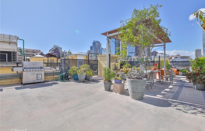 Studio, 1 bath, 790 sqft, $2,400, Unit 803