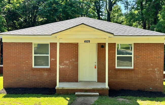 Affordable Stand Alone Fully Renovated 2 Bedroom Units in Charlotte