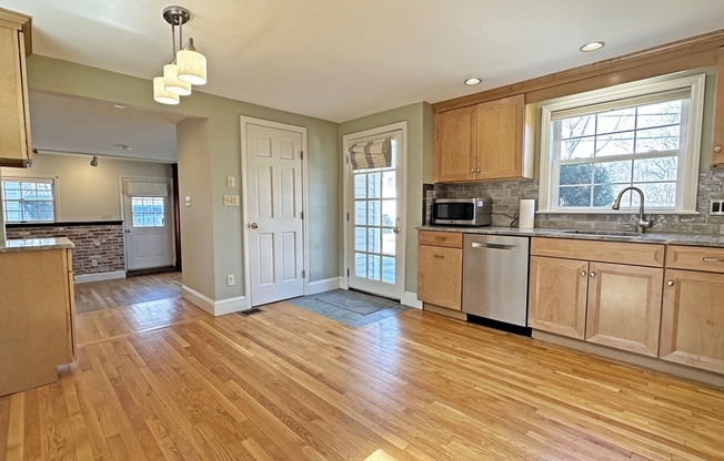 50 STANIFORD ST