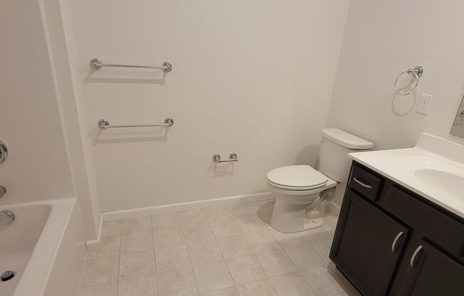 3 beds, 2 baths, 1,344 sqft, $1,665, Unit 336