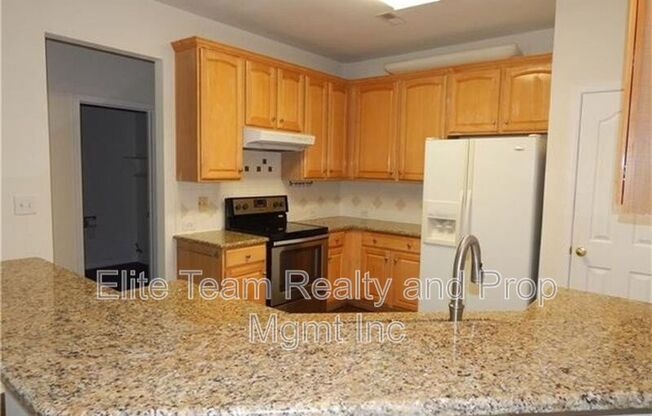17130 CAMBRIDGE WOODS CT