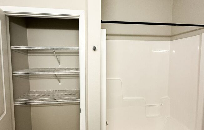 3 beds, 2 baths, 1,409 sqft, $1,975, Unit C301