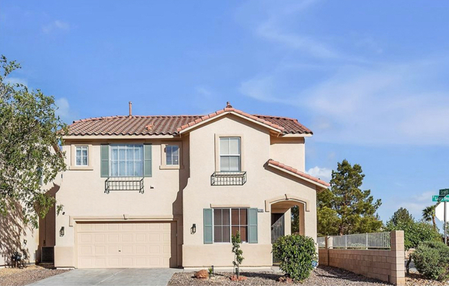 3194 LAPIS BCH DR