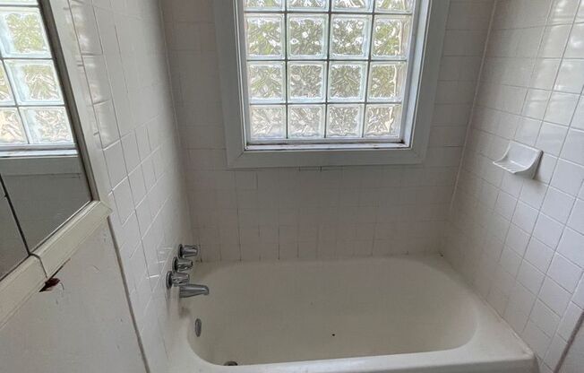 1201 NW 31st St.