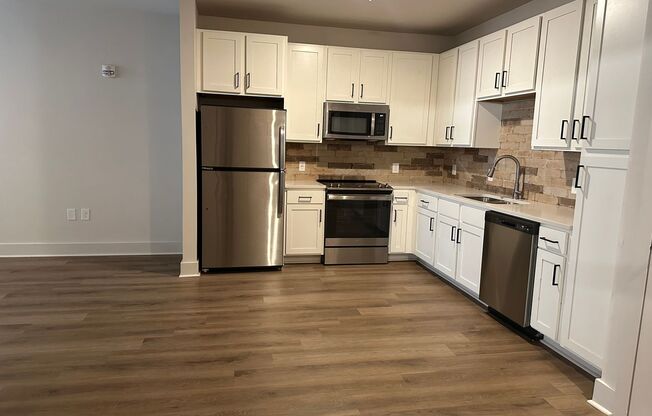 1 bed, 1 bath, 787 sqft, $1,850, Unit 221-A3