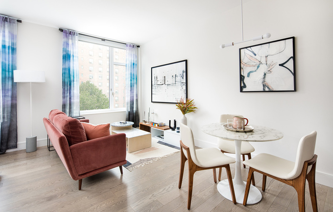 Studio, 1 bath, $5,295, Unit 210