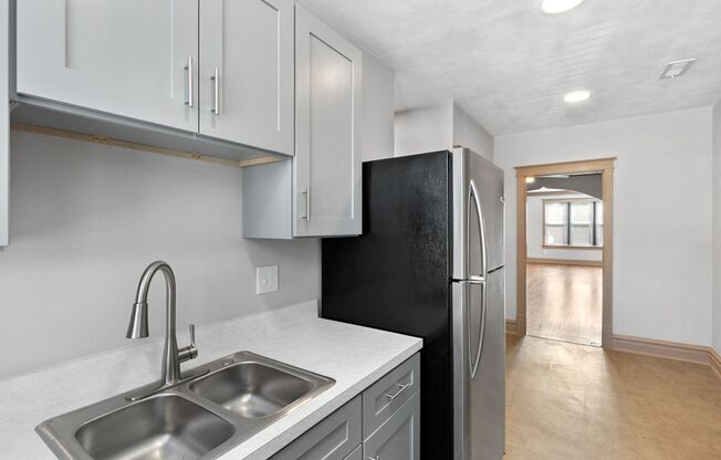 Studio, 1 bath, $995, Unit 3801A - 915